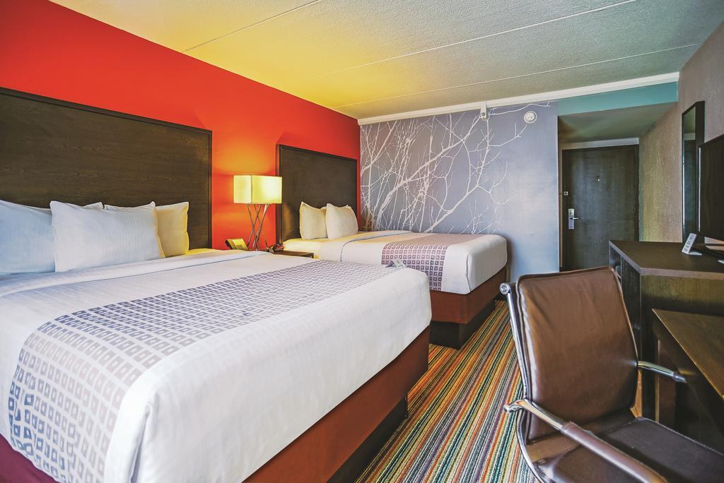 Holiday Inn & Suites Philadelphia-Runnemede/Exit 3-New Jersey Turnpike Eksteriør billede